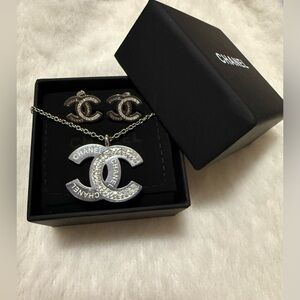 Luxurious Crystal CC  Fashion Jewelry Set
